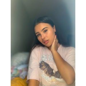 Meet your Posher, Valentina